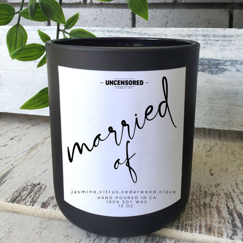 married af bridal shower wedding gift Luxury Candle Gift for Her Him Funny Gift luxury wooden wick candles with funny sayings  wooden top matte black